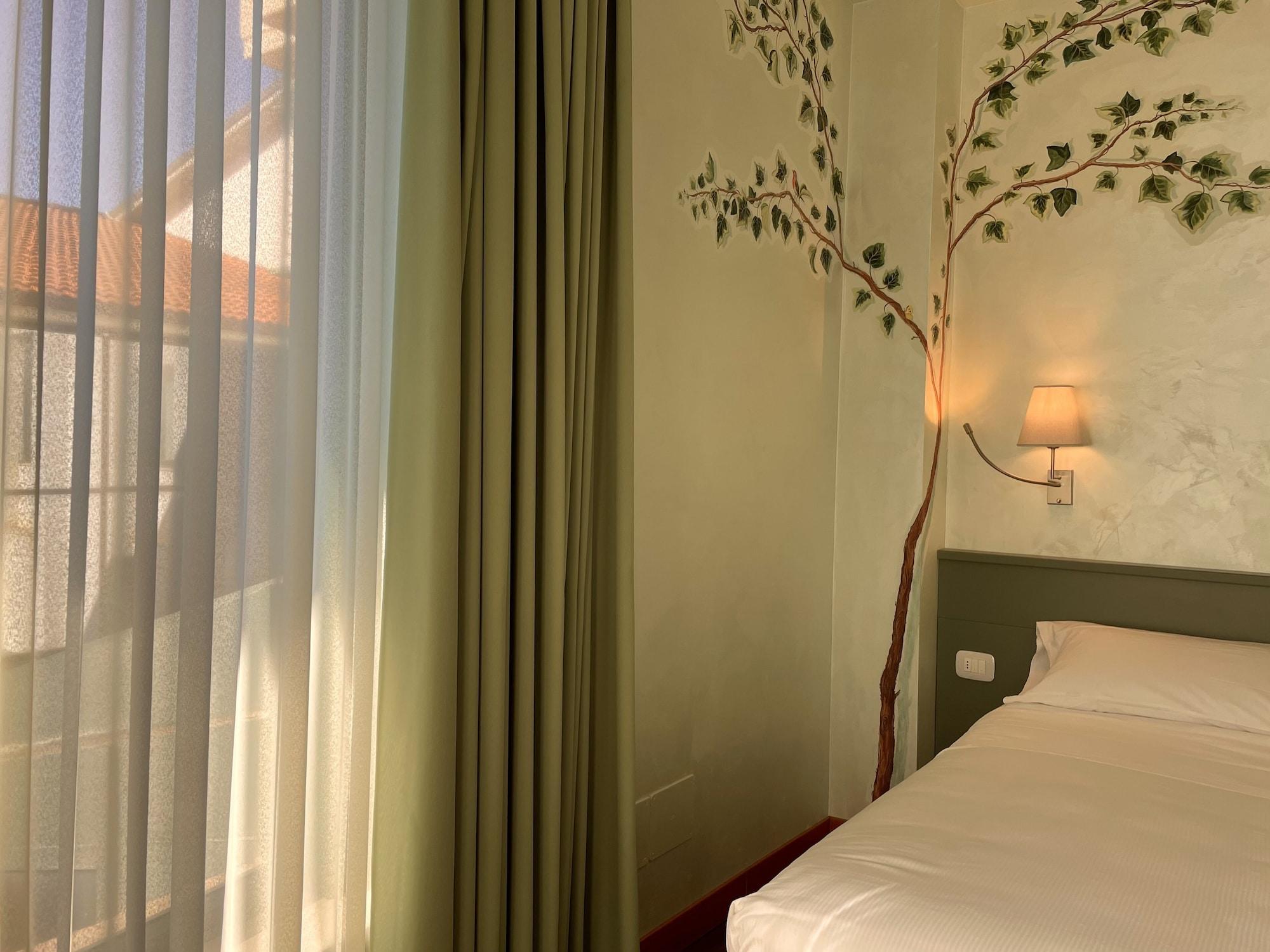 Hotel Santacroce Meeting Сульмона Экстерьер фото