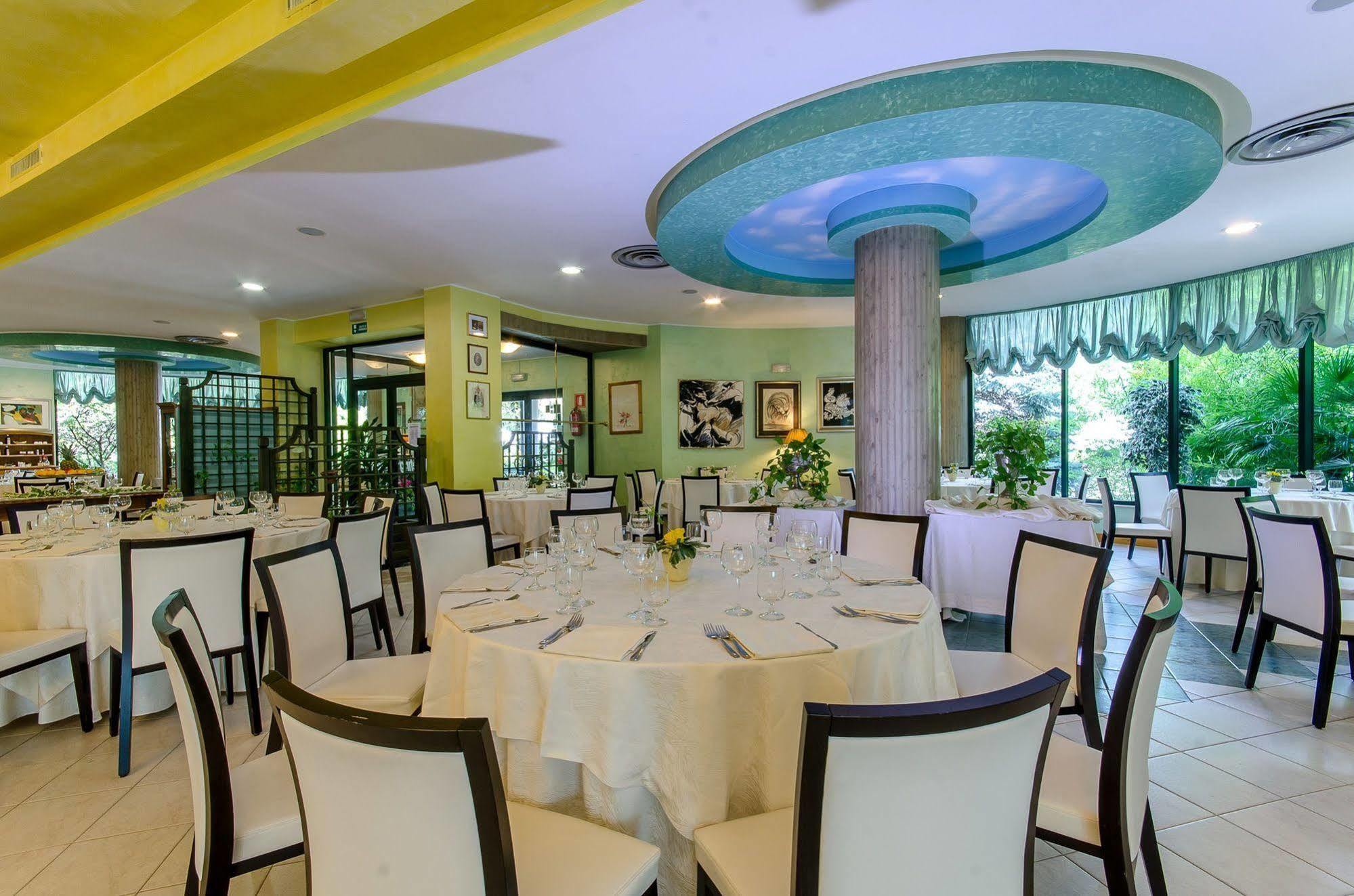 Hotel Santacroce Meeting Сульмона Экстерьер фото